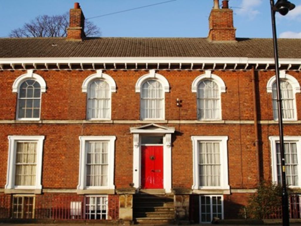 9 bed terraced house for sale in High Street, Holbeach, Spalding PE12