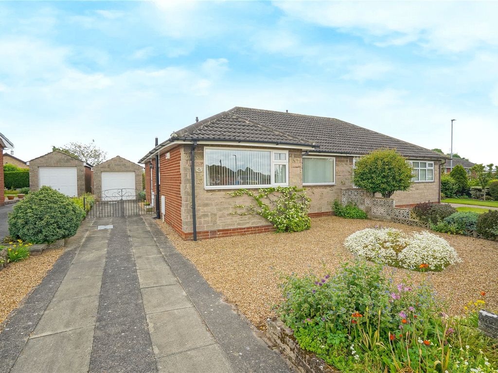 2 bed bungalow for sale in St. Albans Way, Wickersley, Rotherham, South