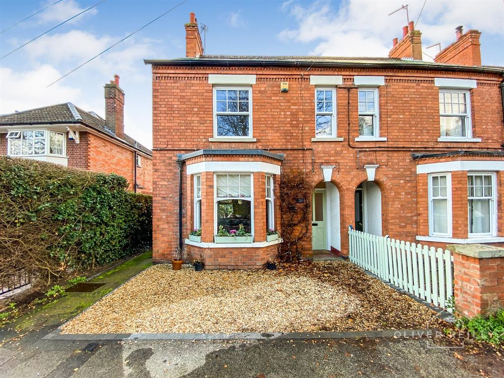 5 bed semidetached house for sale in Glenferrie, London Road, New