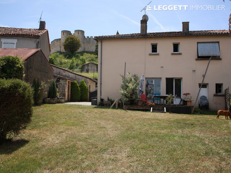 6 bed villa for sale in VilleboisLavalette, Charente, Nouvelle