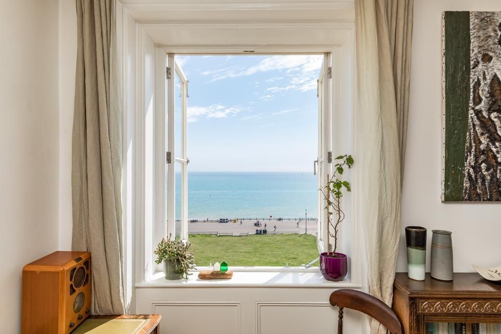 Adelaide Crescent Hove BN3