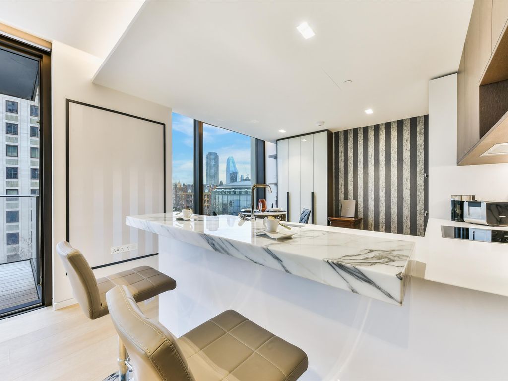 Casson Square, Southbank, London SE1