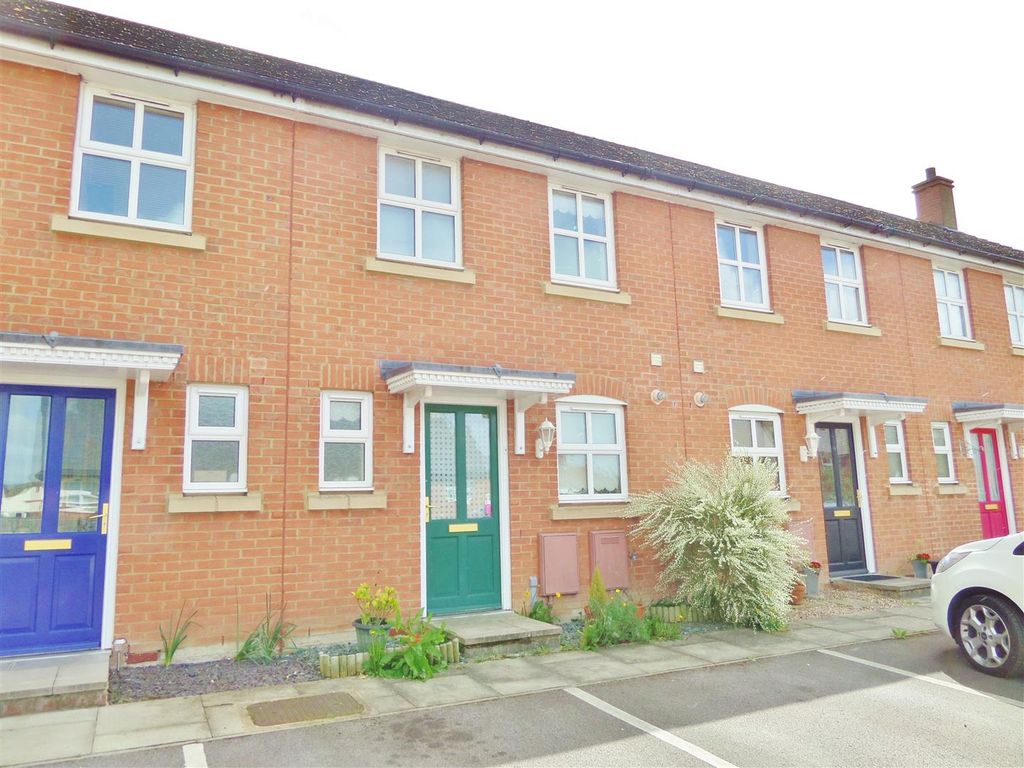 2 bed terraced house to rent in Thompson Court, Purton, Swindon SN5, £995 pcm Zoopla