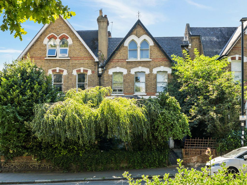2 bed flat for sale in Crouch Hill, London N4, £545,000 Zoopla
