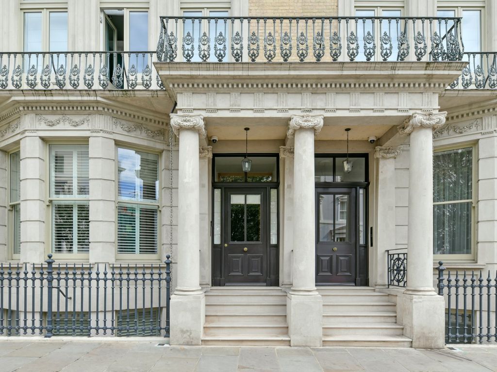 Victoria Road London W8  