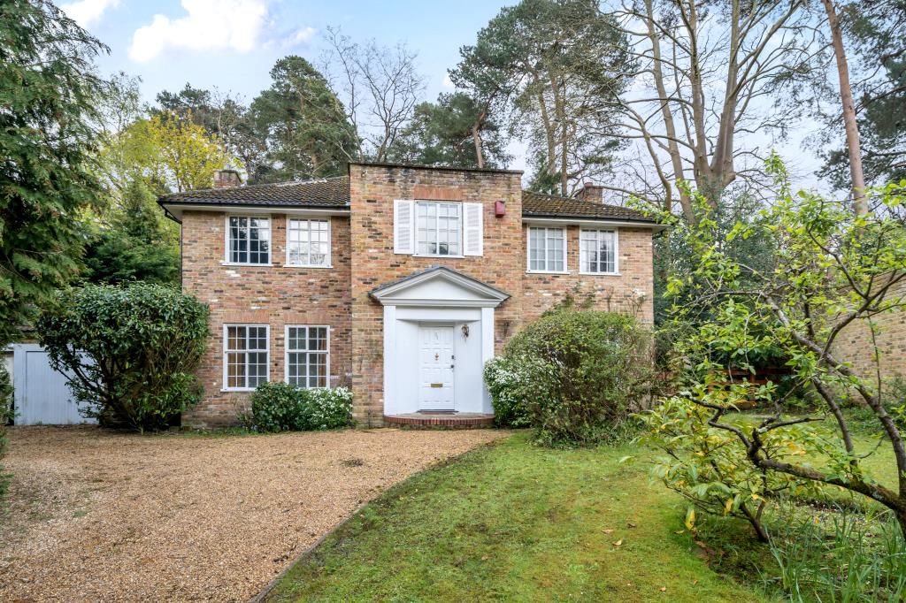 5 bed detached house for sale in Camberley, Surrey GU15, £900,000 Zoopla