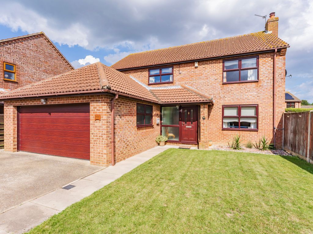 4 bed detached house for sale in The Parklands, Carlton Colville