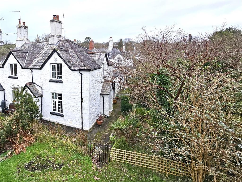 2 bed cottage for sale in Tavistock PL19, £235,000 Zoopla