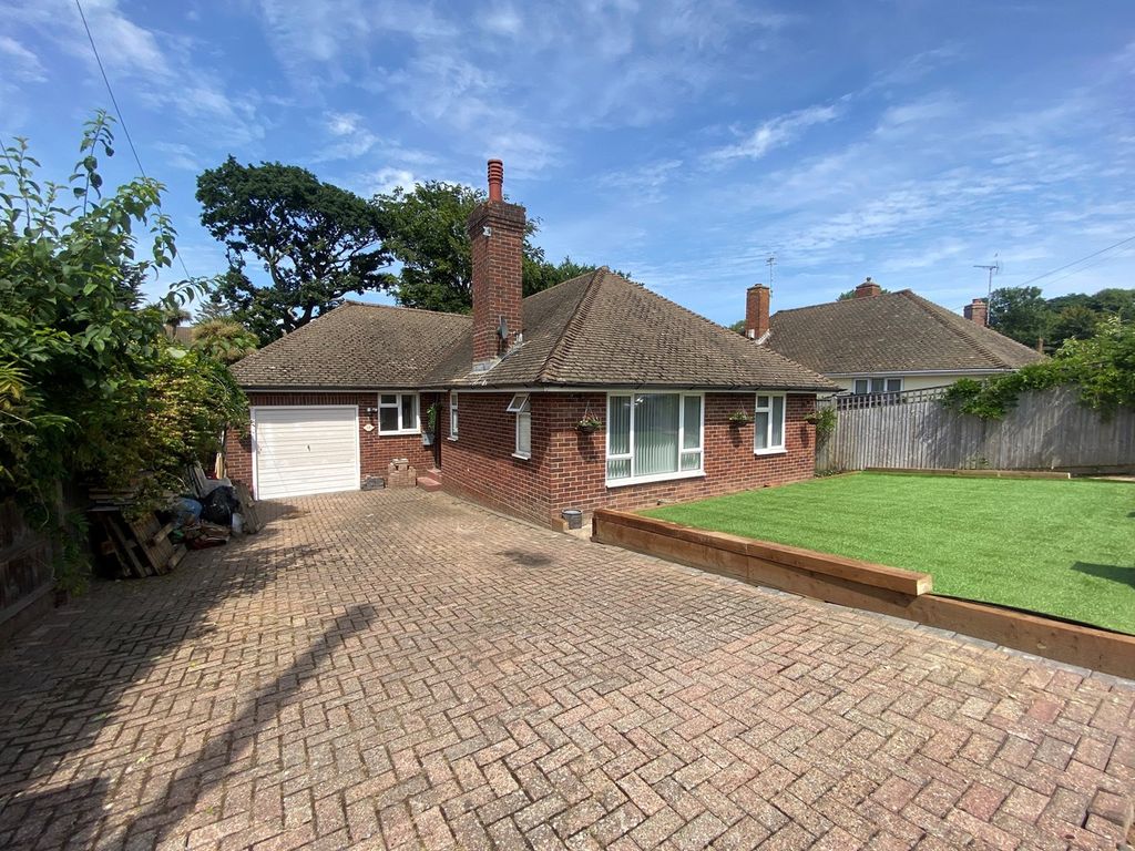 3 bed detached bungalow for sale in St Peters Crescent, Bexhill On Sea