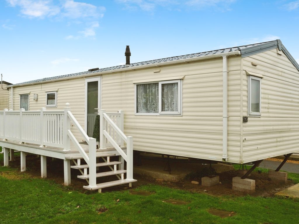 2 bed mobile/park home for sale in Solent Breezes, Chilling Lane