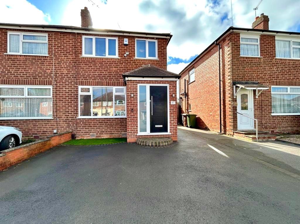 3 bed semidetached house for sale in Middleton Road, Shirley, Solihull