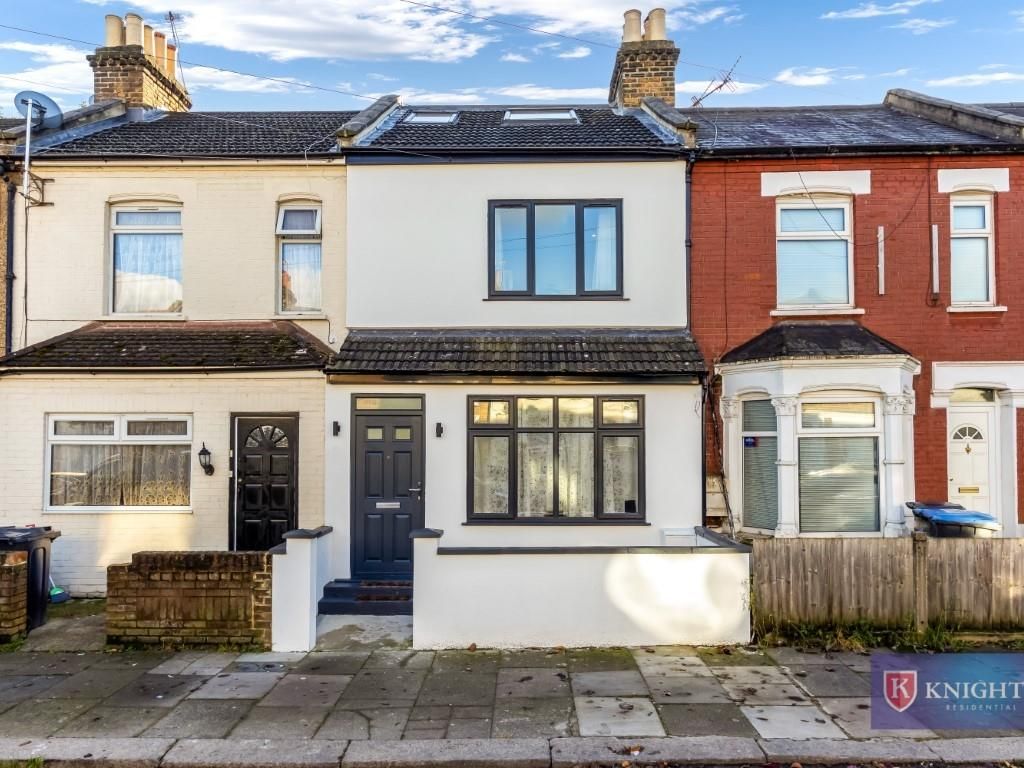 3 bed property for sale in South Road, London N9, £500,000 Zoopla