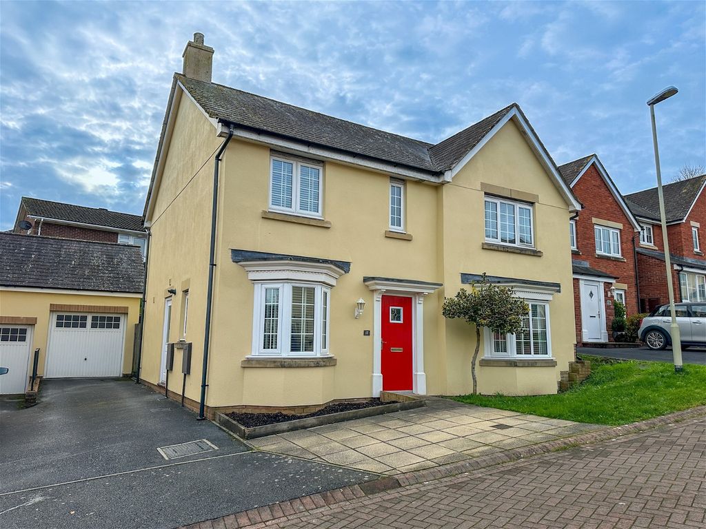 4 bed detached house for sale in Westwood Cleave, Ogwell, Newton Abbot