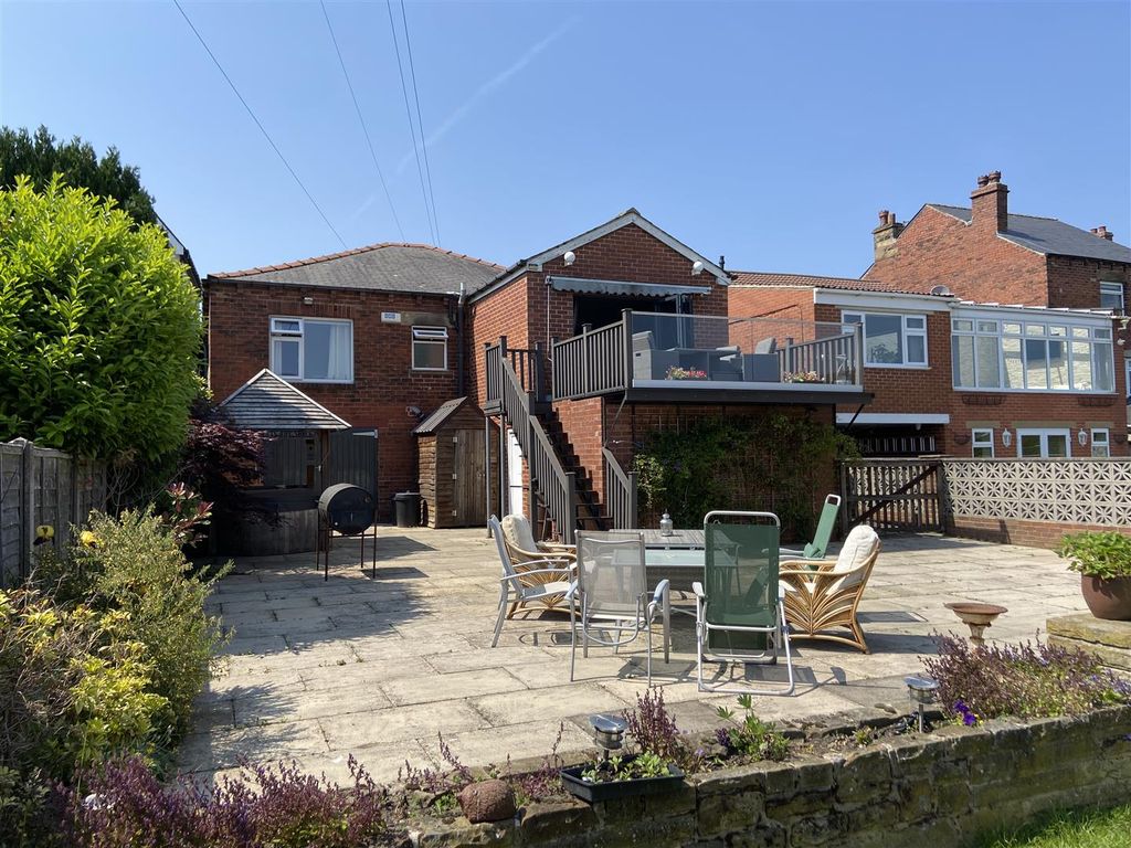 3 bed detached house for sale in Huddersfield Road, Liversedge WF15