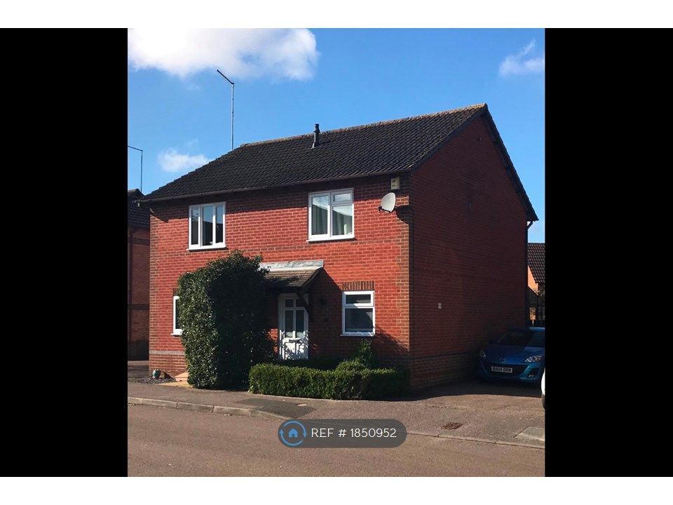2 bed semidetached house to rent in Rochelle Way, Northampton NN5, £990 pcm Zoopla