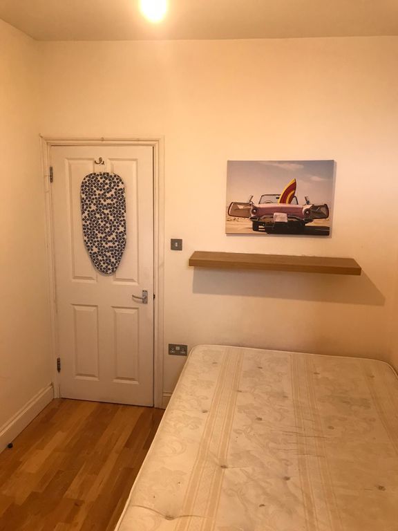 1 bed flat to rent in Cricklewood Broadway, London NW2, £1,450 pcm Zoopla