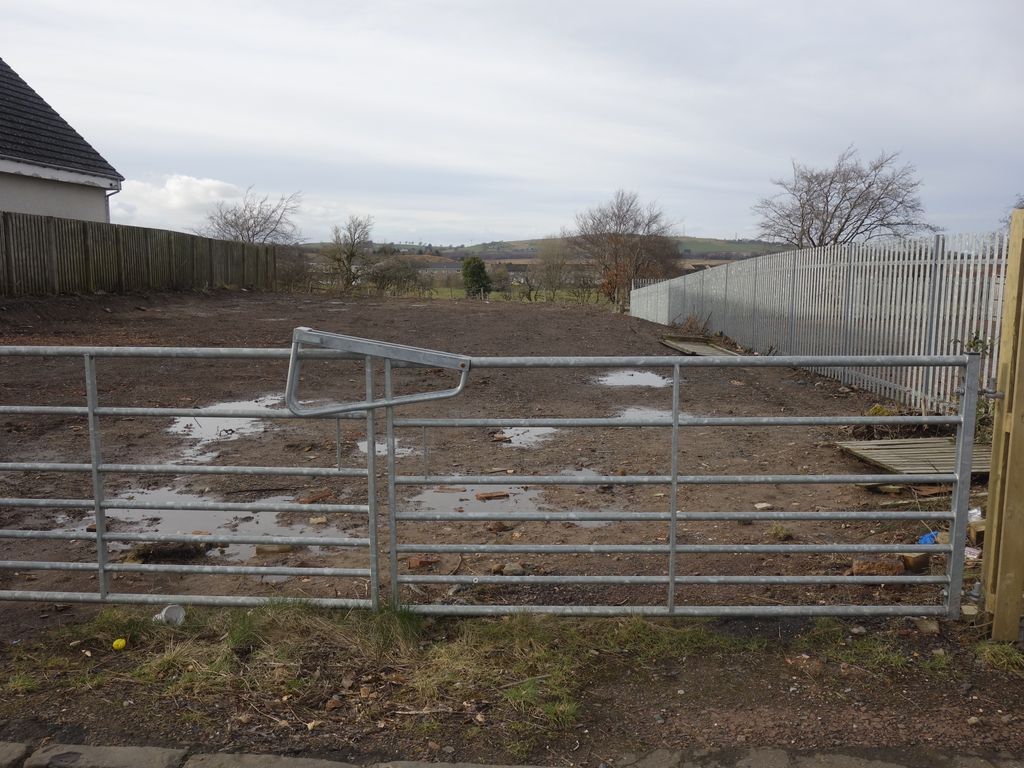 Land for sale in Bellfield Road, Coalburn ML11, £66,000 Zoopla