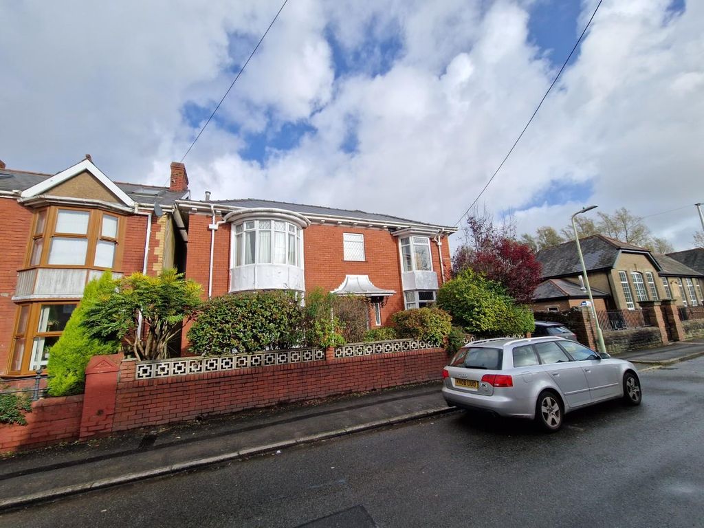 4 bed detached house for sale in Heol Persondy, Aberkenfig, Bridgend