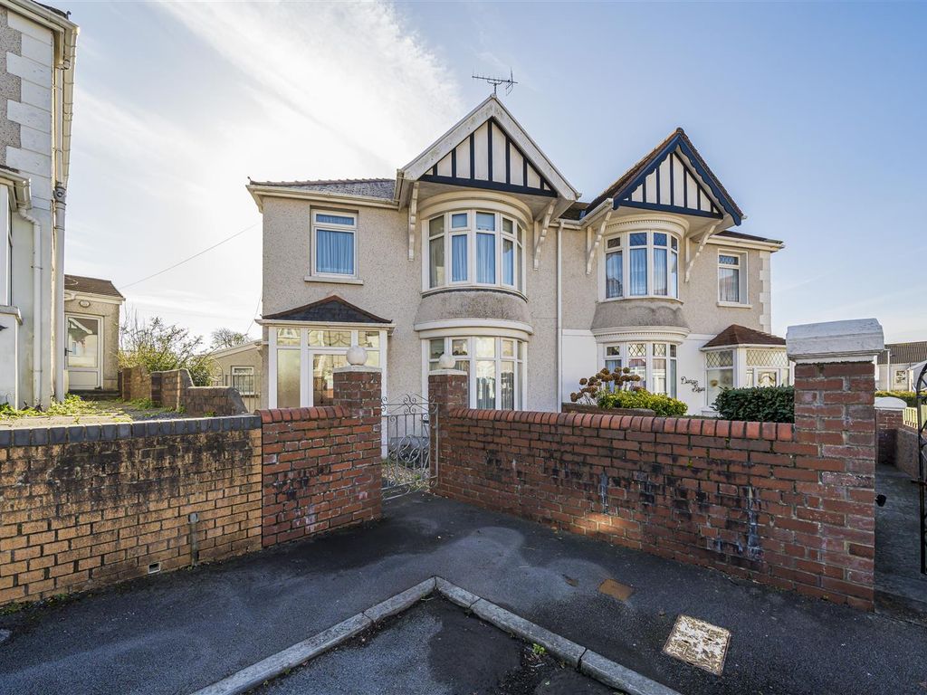 3 bed semidetached house for sale in Courtney Road, Llanelli SA15 Zoopla