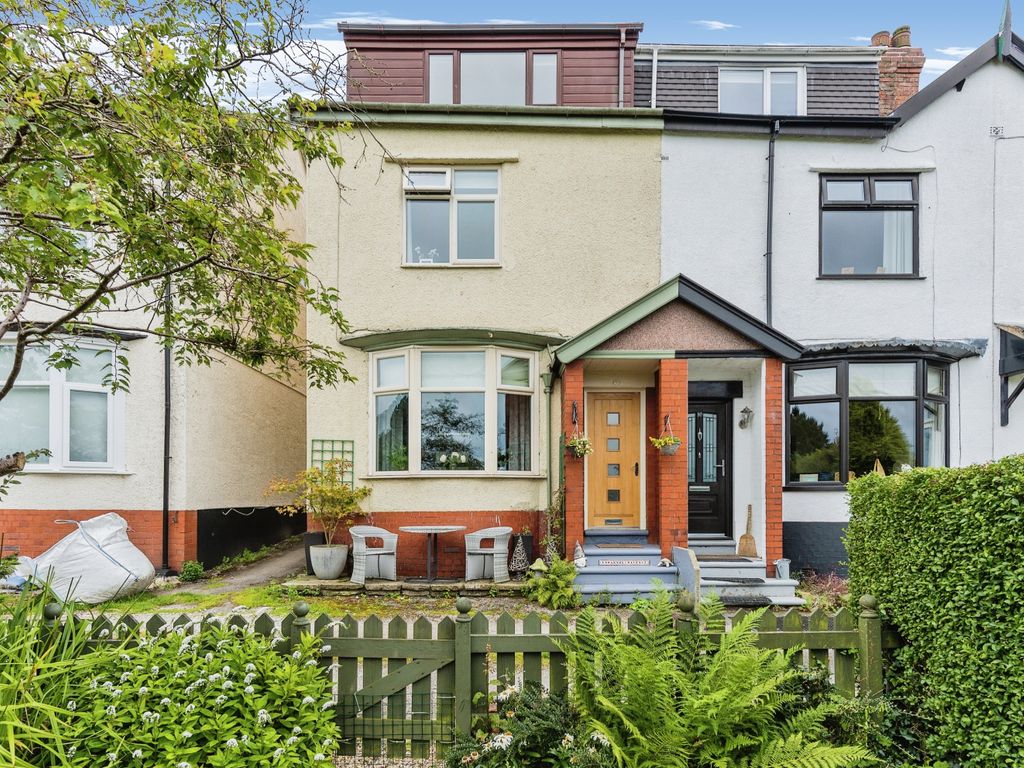 3 bed semidetached house for sale in Arnold Avenue, Hyde, Greater