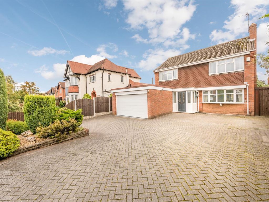 4 bed property to rent in Ham Lane, Stourbridge DY9 Zoopla