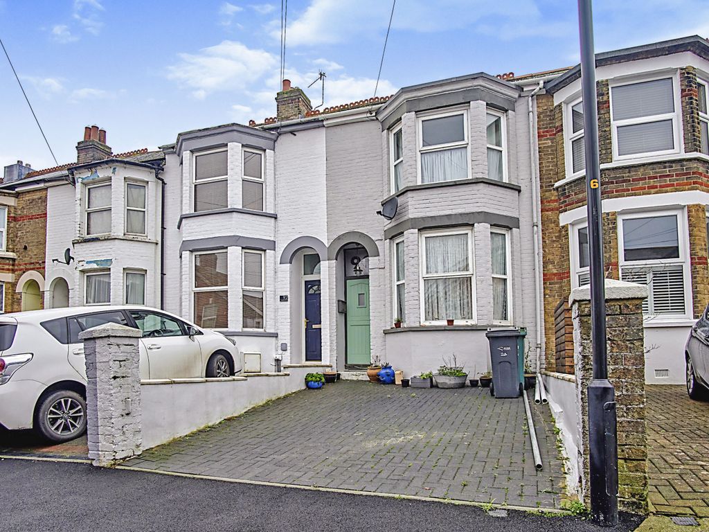 3 bed terraced house for sale in Pelham Road, Cowes PO31 Zoopla