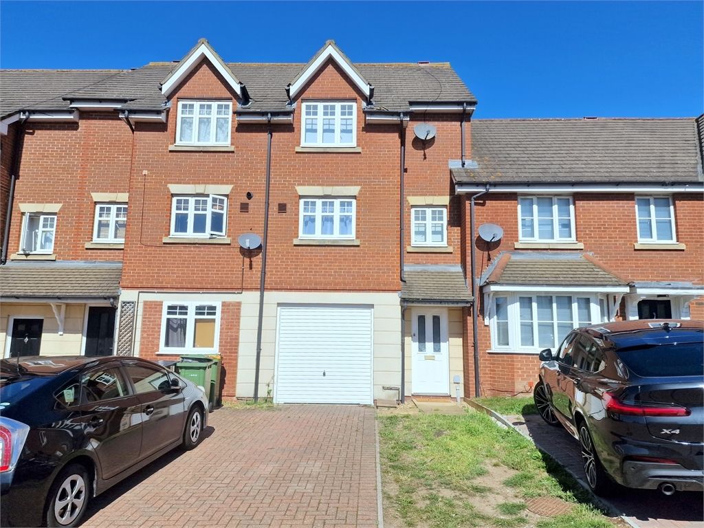 3 bed terraced house for sale in Pearcy Close, Harold Wood, Romford RM3