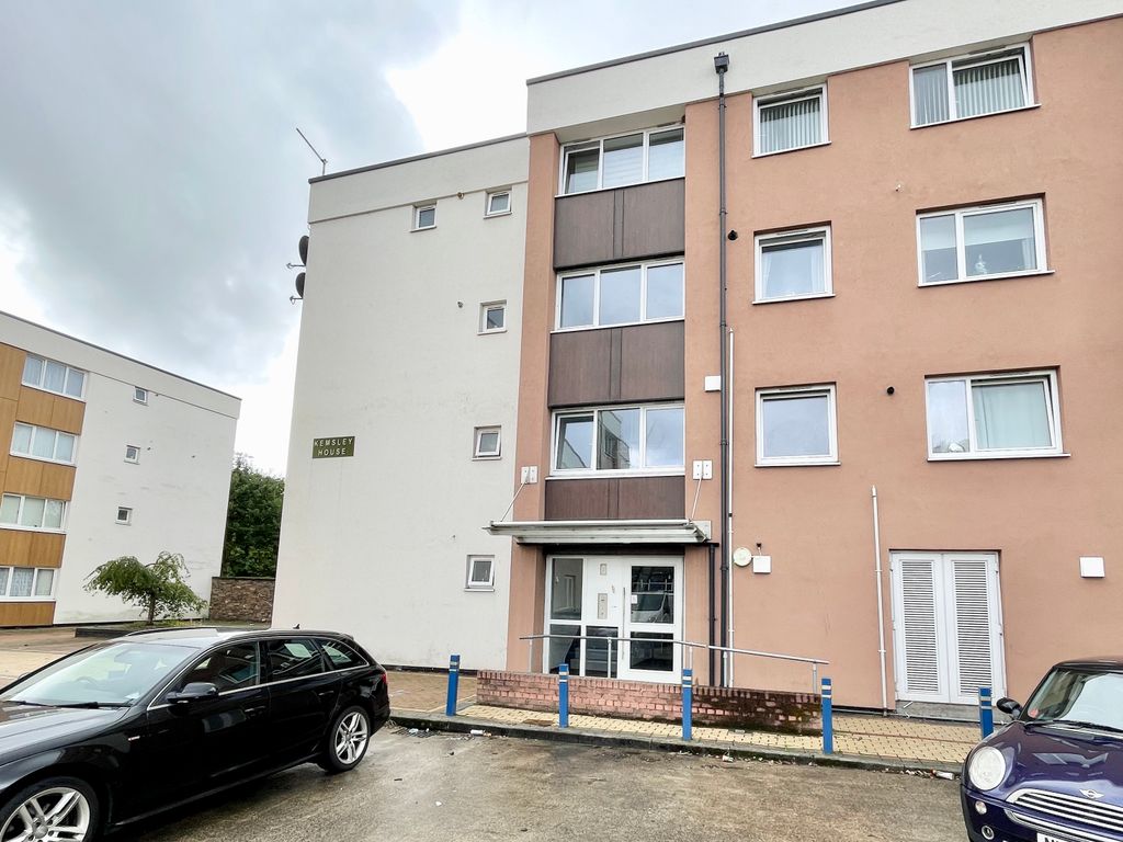 Kemsley House, Caedraw, Merthyr Tydfil CF47  