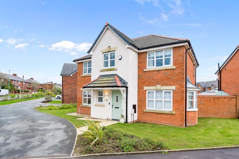 4 bed detached house for sale in Balmoral Drive, Blackrod, Bolton BL6