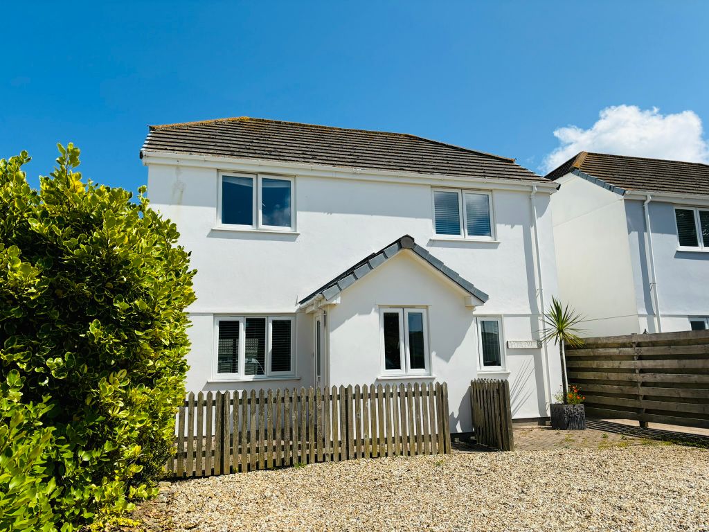 4 bed detached house to rent in Helston Road, Rosudgeon, Penzance TR20