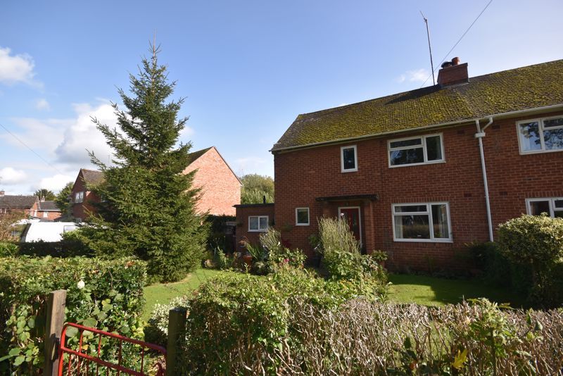 3 bed semidetached house for sale in Pembroke Avenue, Tenbury Wells
