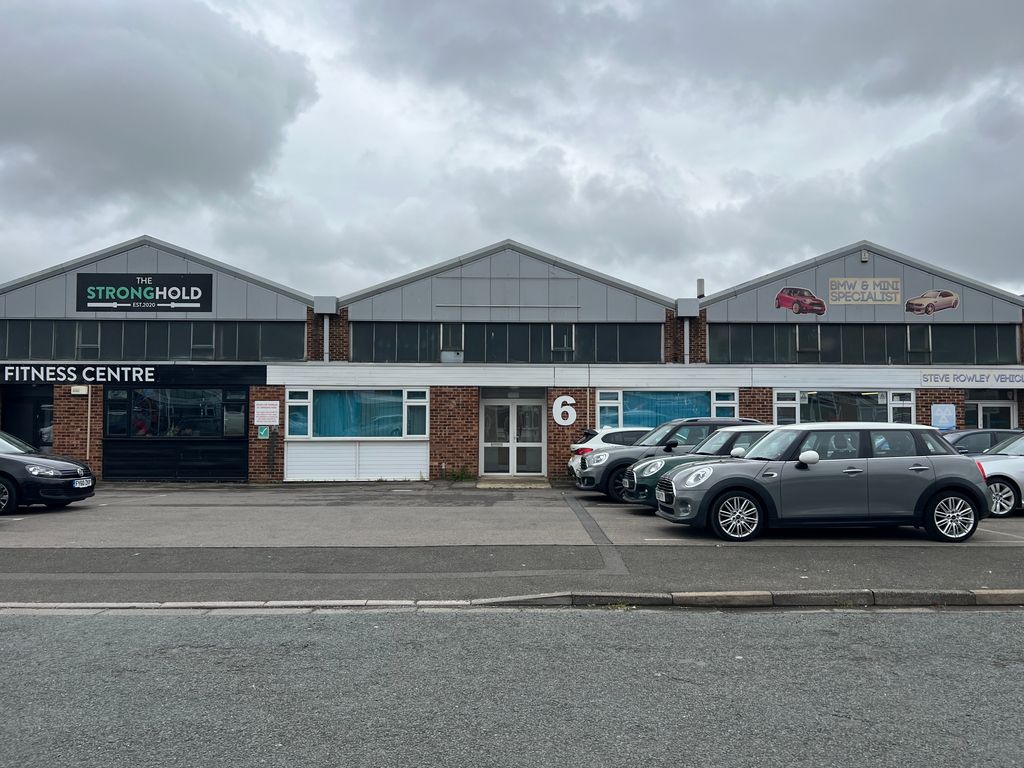 Industrial to let in Unit 6 Kingshold, Kingsditch Trading Estate
