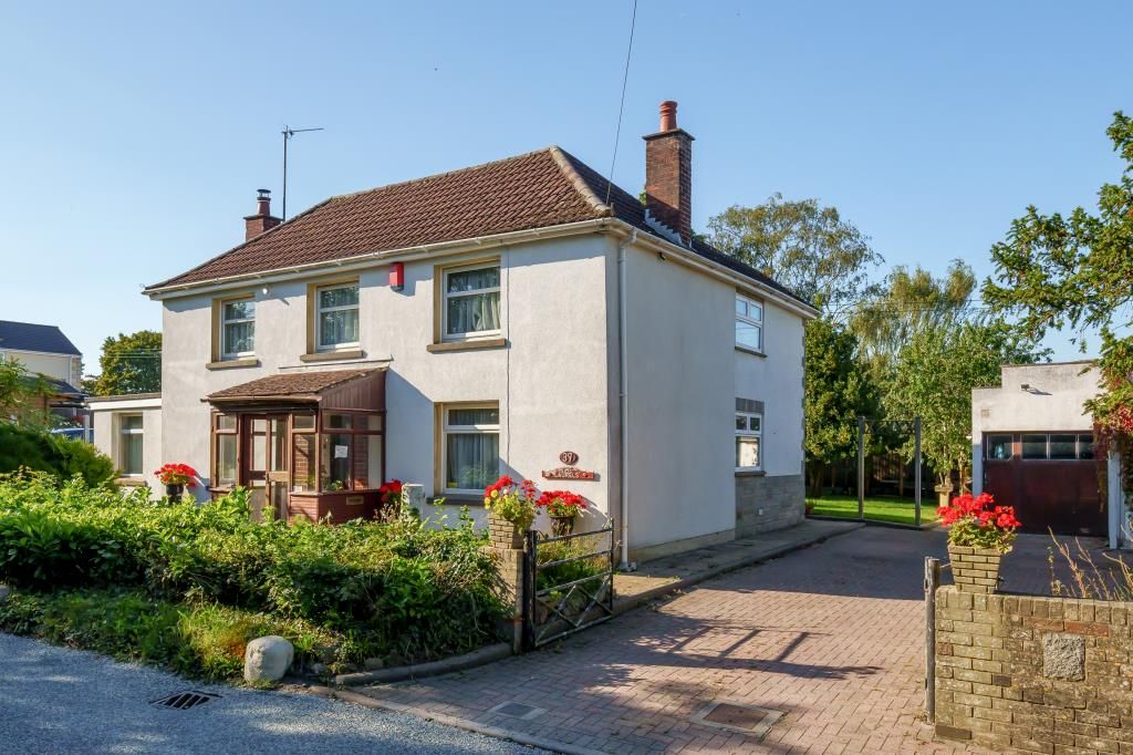 4 bed detached house for sale in Swindon, Wiltshire SN5, £650,000 Zoopla