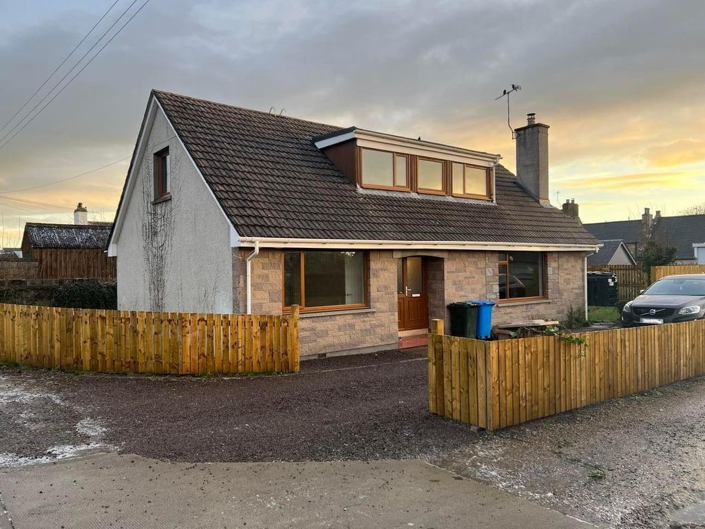 4 bed detached house for sale in Ardross Place, Alness IV17 Zoopla