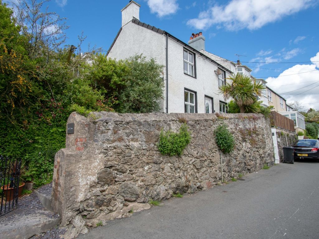 3 bed end terrace house for sale in Mount Street, Menai Bridge LL59