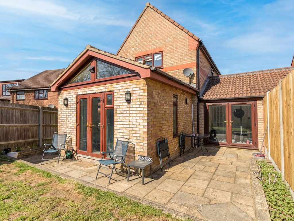 Angelica Road, Guildford GU2  