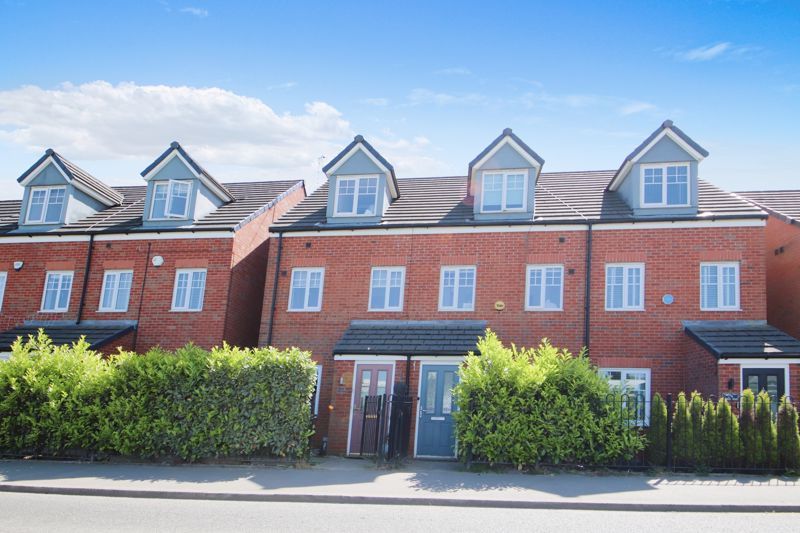 3 bed town house for sale in Walshaw Road, Walshaw, Bury BL8 Zoopla