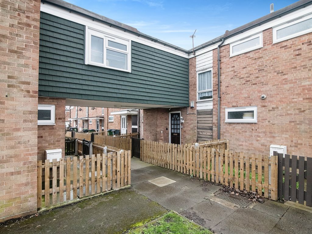 3 bed terraced house for sale in Chamberlain Walk, Smethwick B66, £