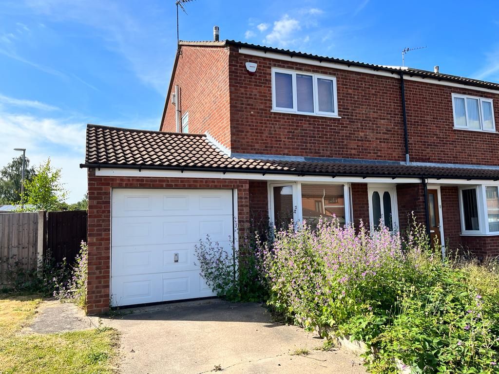 3 bed semidetached house for sale in Wasdale Close, Lincoln LN6 Zoopla