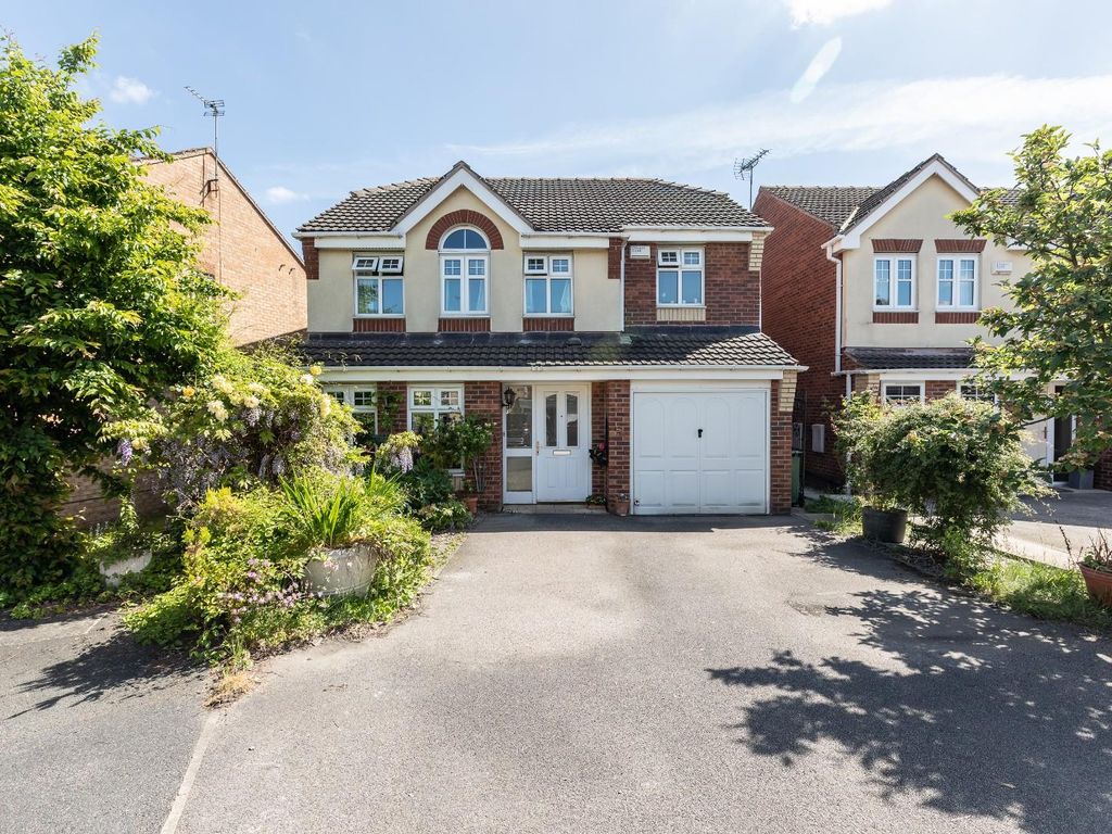 4 bed property for sale in Carr Beck Road, Whitwood, Castleford WF10