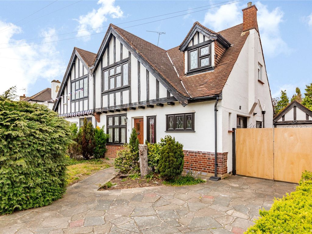 3 bed semidetached house for sale in Springfield Gardens, Upminster RM14 Zoopla