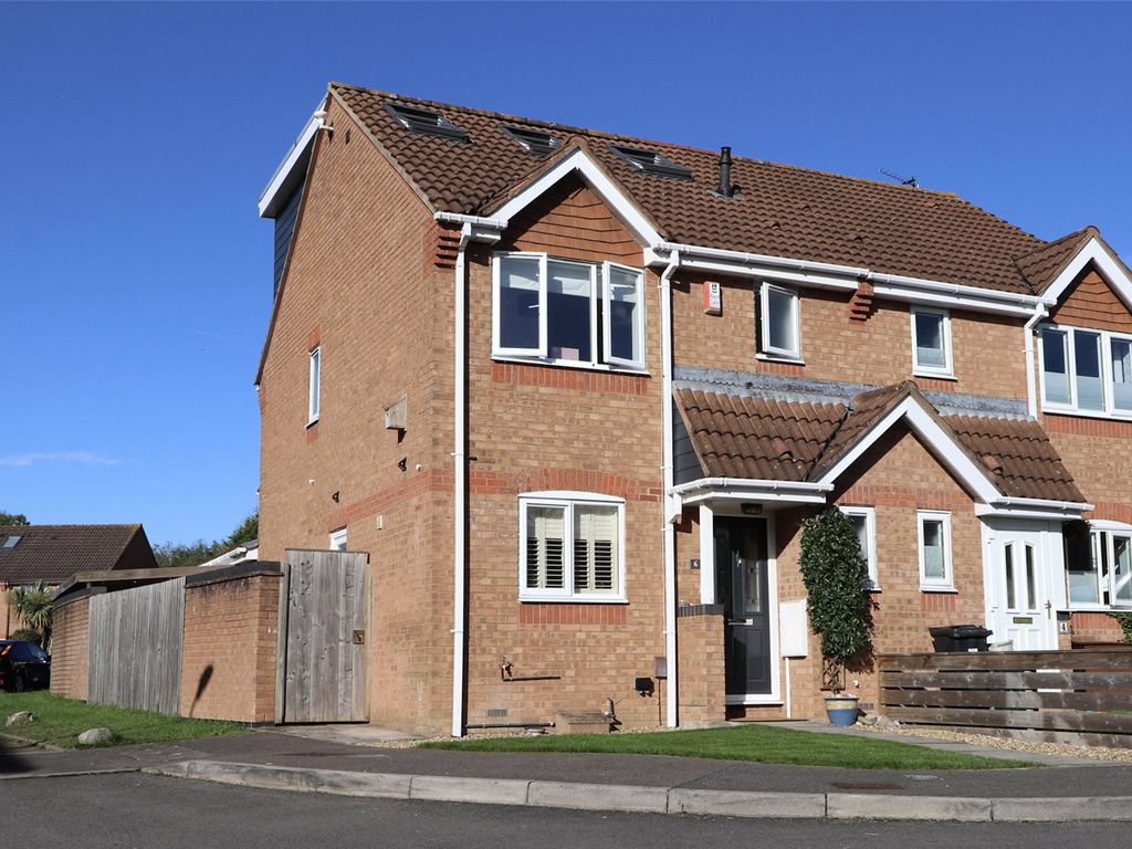 4 bed semidetached house for sale in Garrett Drive, Bradley Stoke