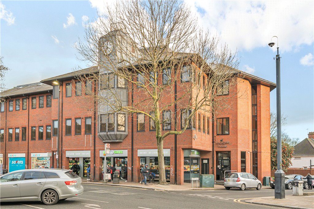 2 bed flat for sale in The Broadway, Stanmore, Middlesex HA7 Zoopla