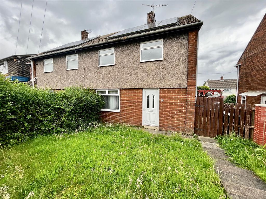 2 bed semidetached house to rent in Cotemede, Leam Lane, Gateshead