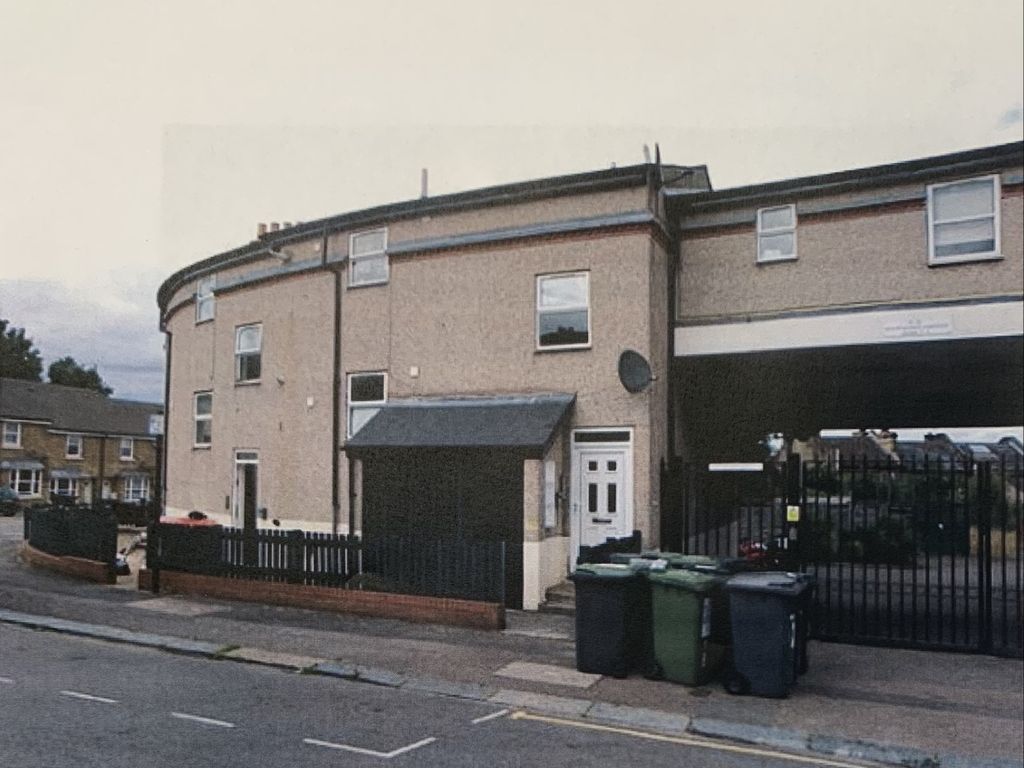 Knowles Hill Crescent, London SE13  