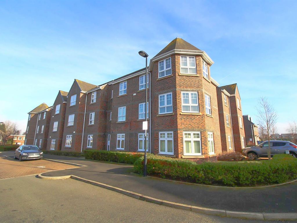 2 bed flat to rent in Cosgrove Court, Benton, Newcastle Upon Tyne NE7