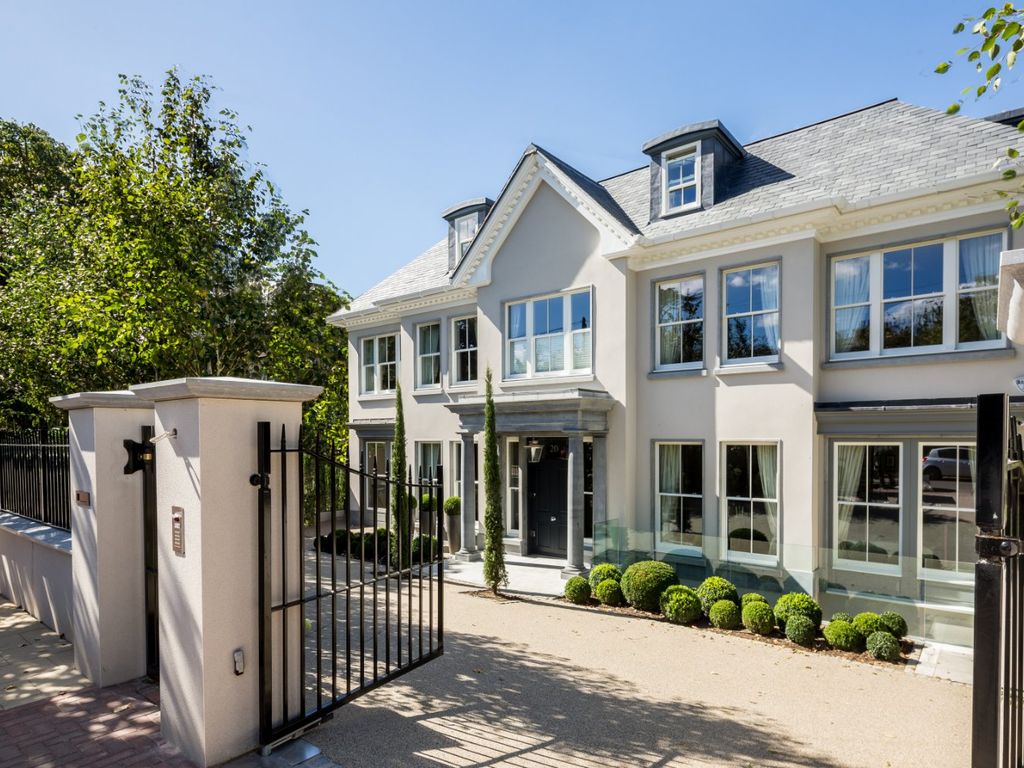 7 bed detached house to rent in Roehampton Gate, Richmond Park, London