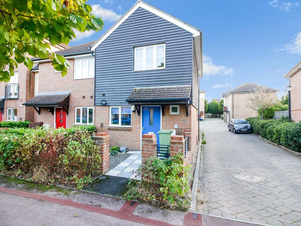 2 bed end terrace house to rent in Oakworth Avenue, Broughton, Milton