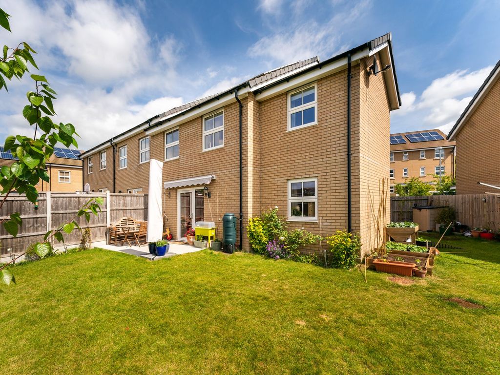 3 bed end terrace house for sale in Tynan Close, Royston SG8 Zoopla