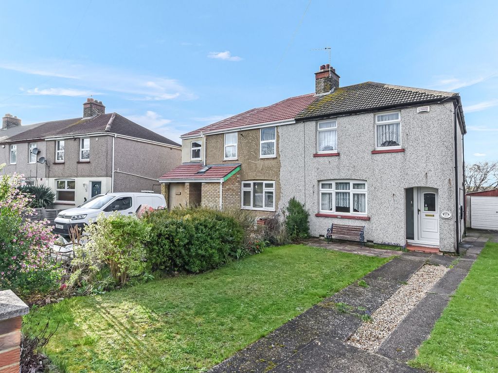 2 bed semidetached house for sale in Hayes Road, Greenhithe, Kent. DA9